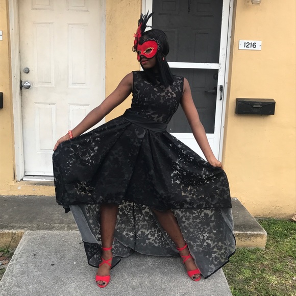 Masquerade Theme Prom dress - Picture 2 of 6